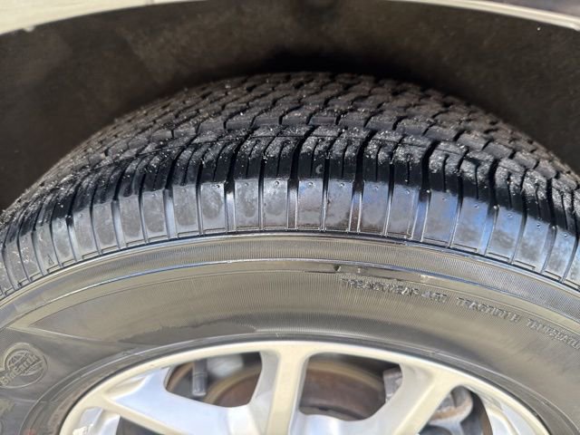 Used 2023 Chrysler Pacifica Touring-L image 12