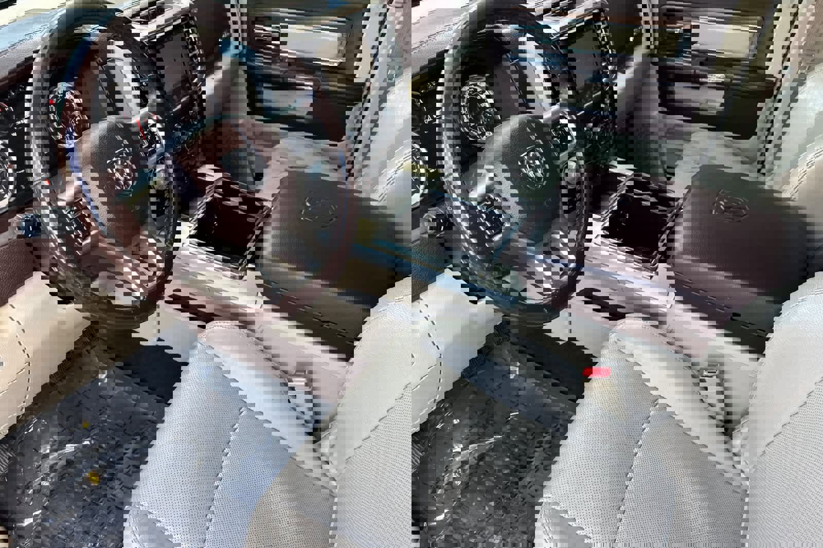 Used 2014 RAM 1500 Laramie w/ Convenience Group AWD/4WD image 11