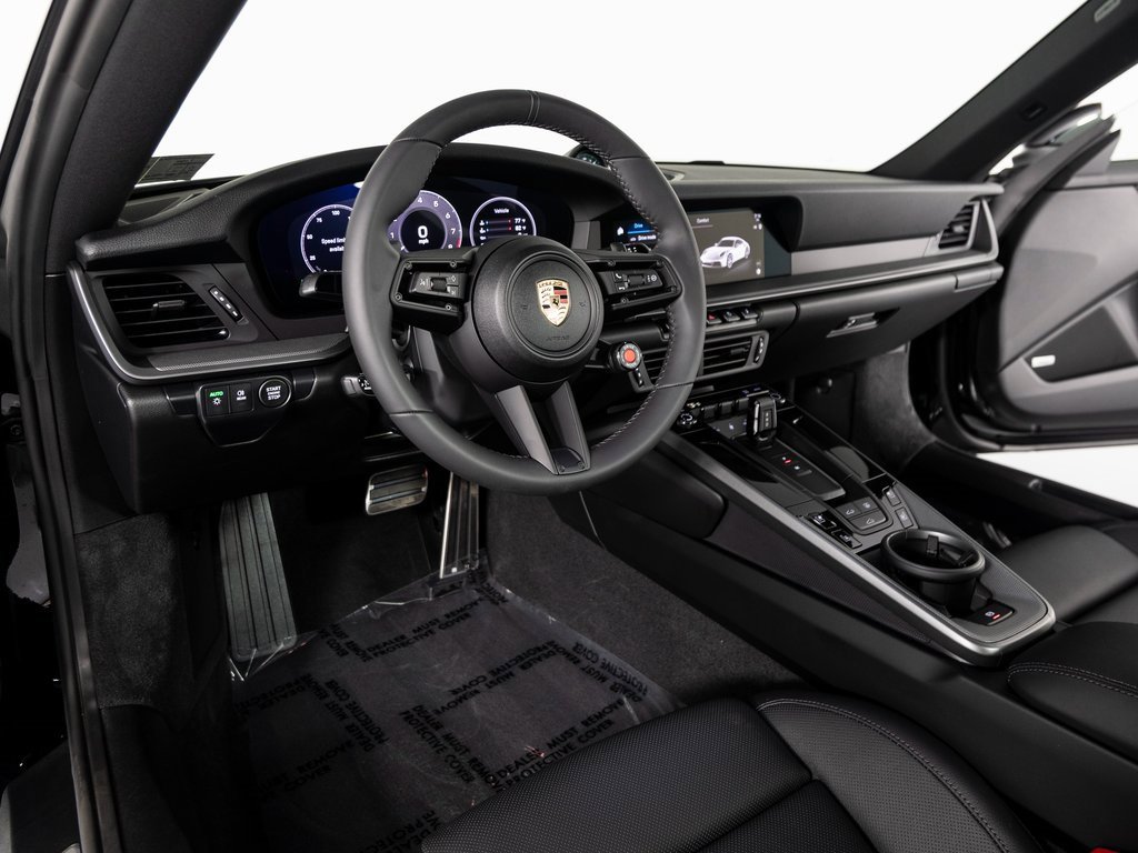 Certified 2025 Porsche 911 Carrera image 4