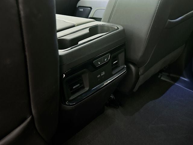 Used 2024 Chevrolet Silverado 1500 ZR2 w/ Technology Package AWD/4WD image 30