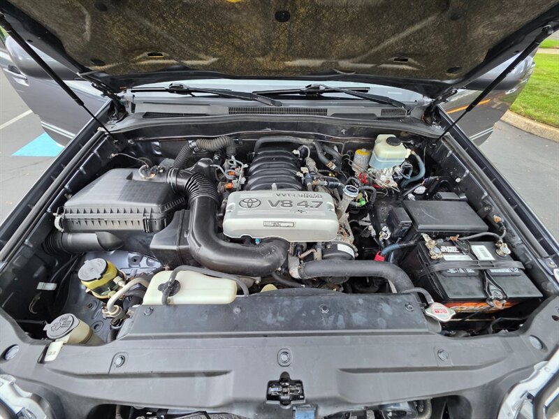 Used 2005 Toyota 4Runner Limited AWD/4WD image 31