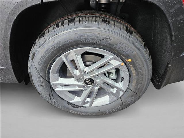 Certified 2025 Hyundai Tucson SE image 10