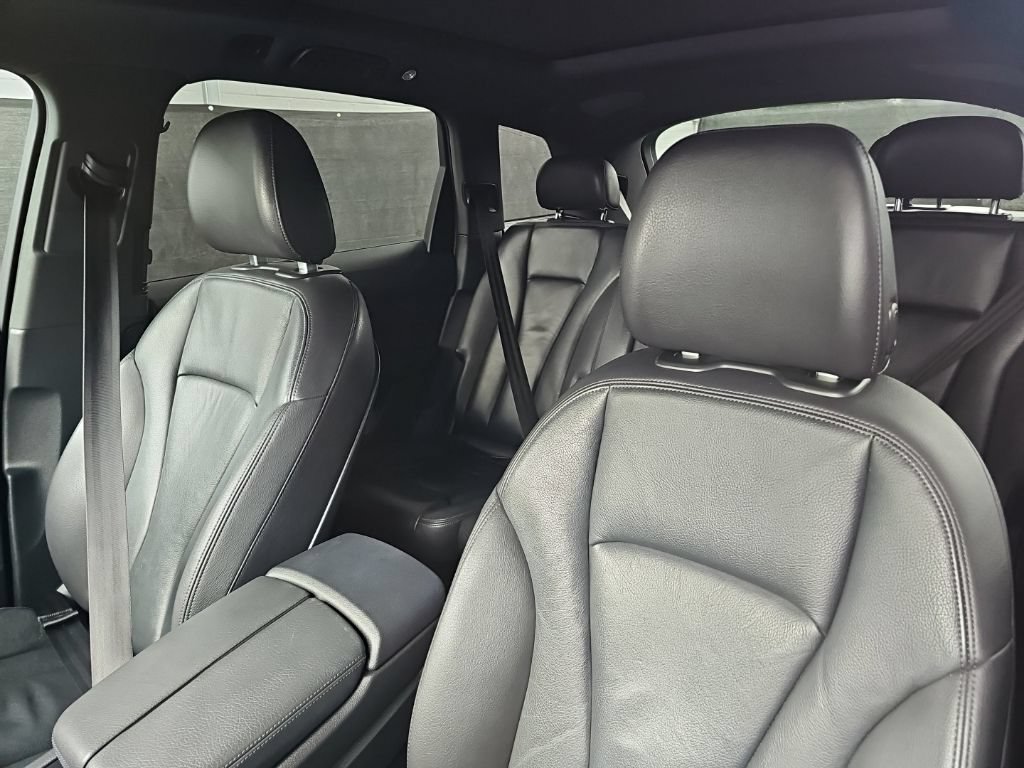 Used 2017 Audi Q7 3.0T Premium Plus AWD/4WD image 13