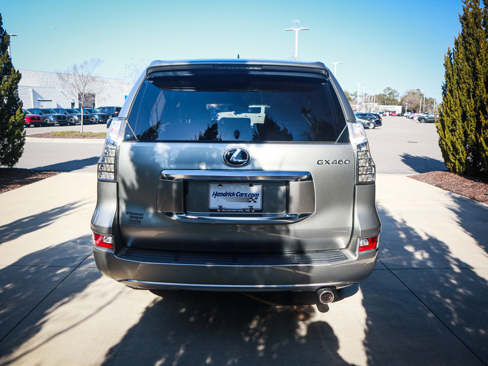 Used 2020 Lexus GX 460 Luxury w/ Accessory Package AWD/4WD image 9