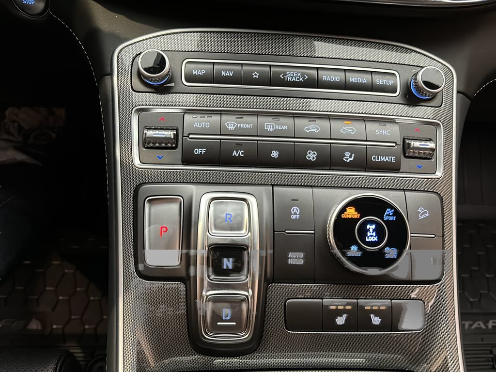 Certified 2023 Hyundai Santa Fe SEL w/ Premium Package AWD/4WD image 29