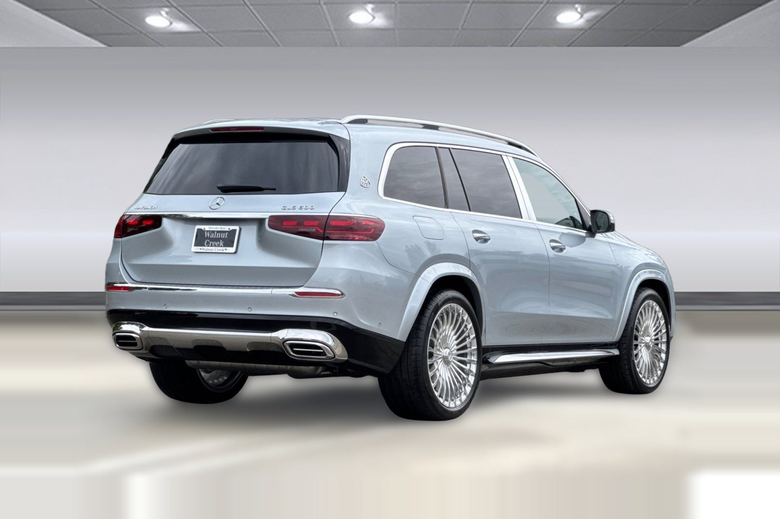 New 2026 Mercedes-Benz Maybach GLS 600 4MATIC image 9