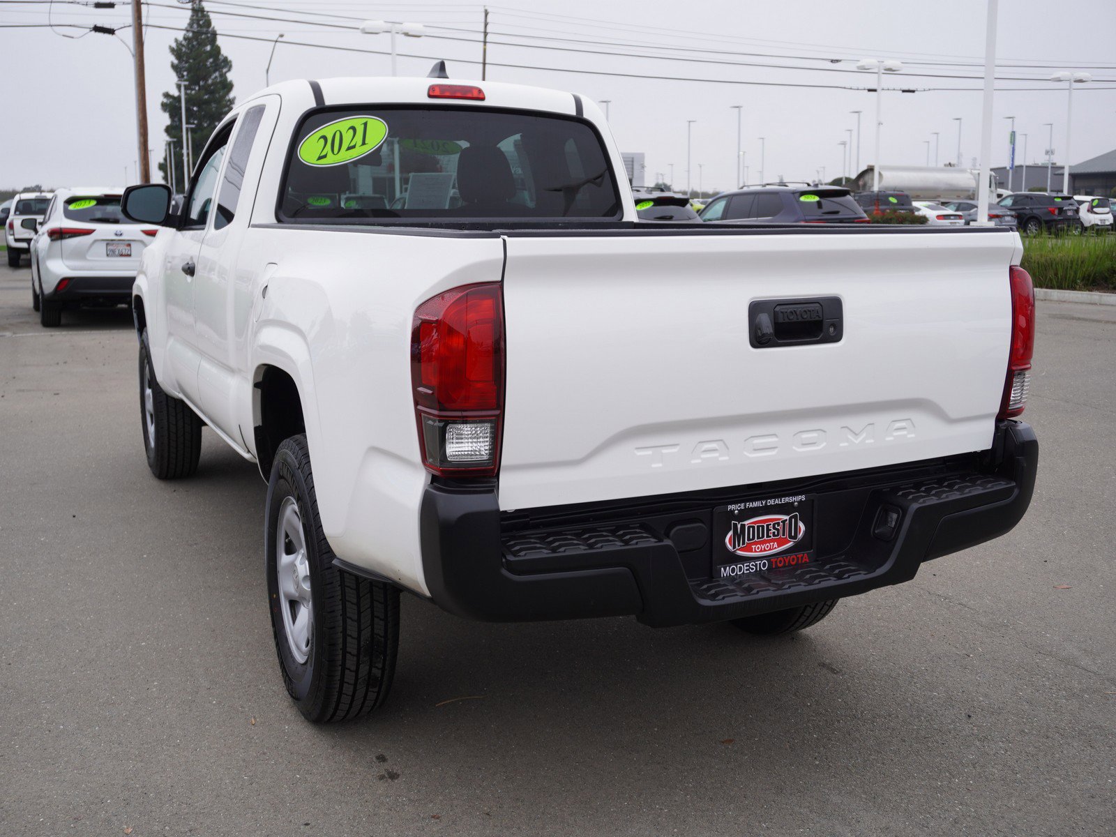 Used 2021 Toyota Tacoma SR image 8