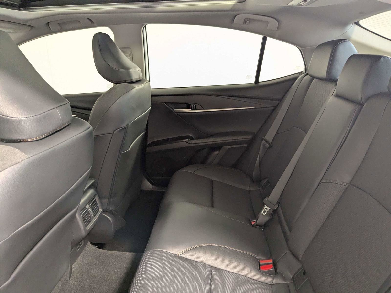 Certified 2025 Toyota Camry XLE w/ Premium Plus Package image 33