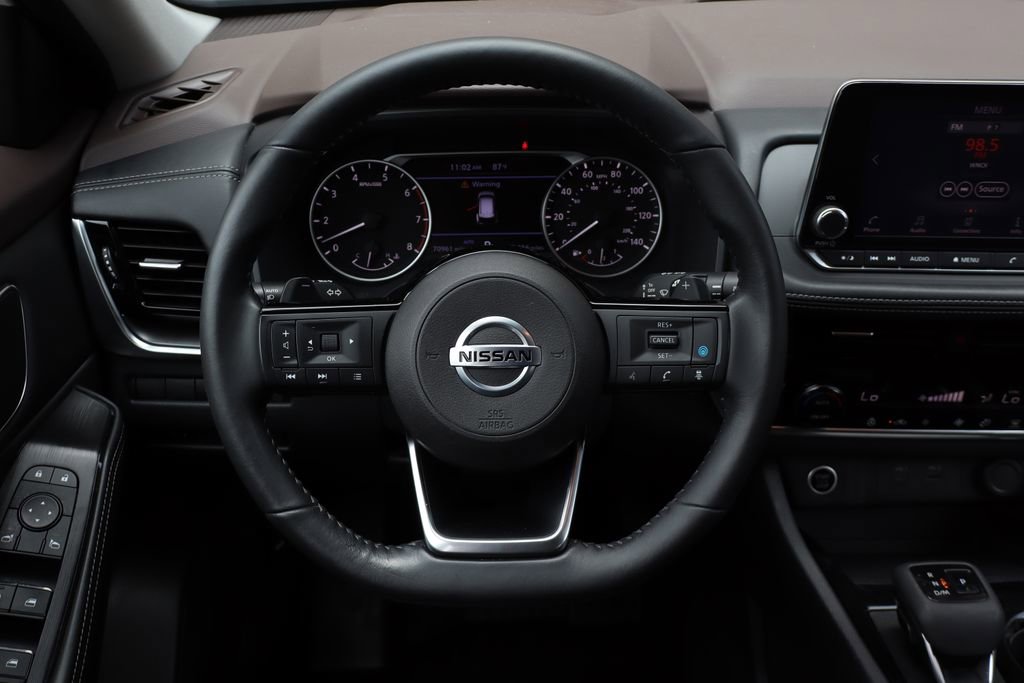 Used 2021 Nissan Rogue SV w/ Premium Package AWD/4WD image 18