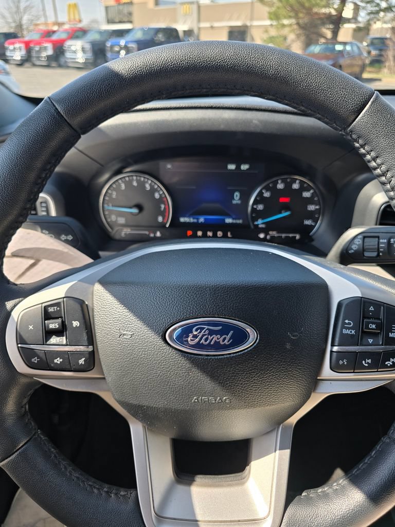 Certified 2023 Ford Explorer XLT w/ Equipment Group 202A AWD/4WD image 10