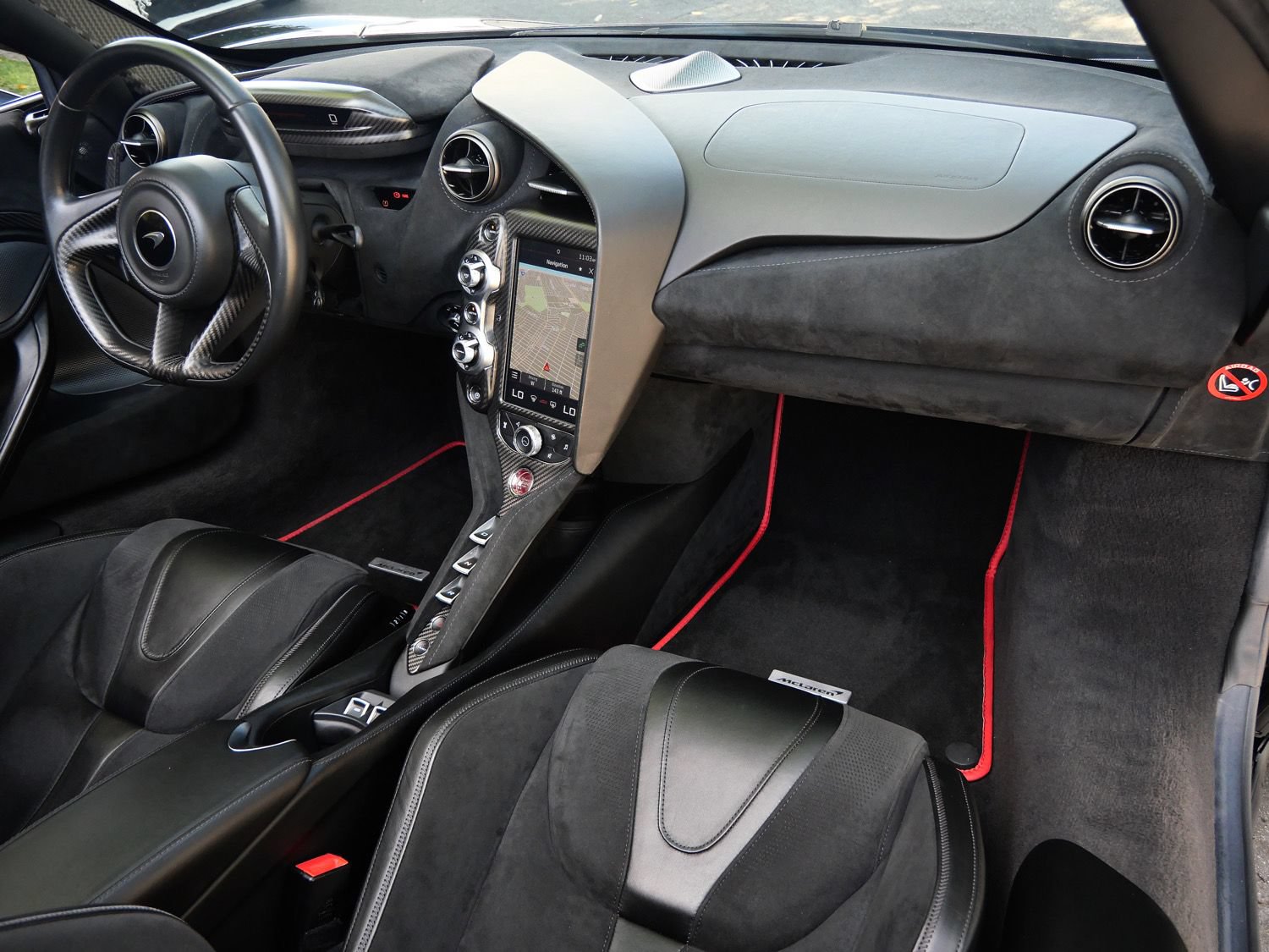 Used 2019 McLaren 720S Performance RWD image 10