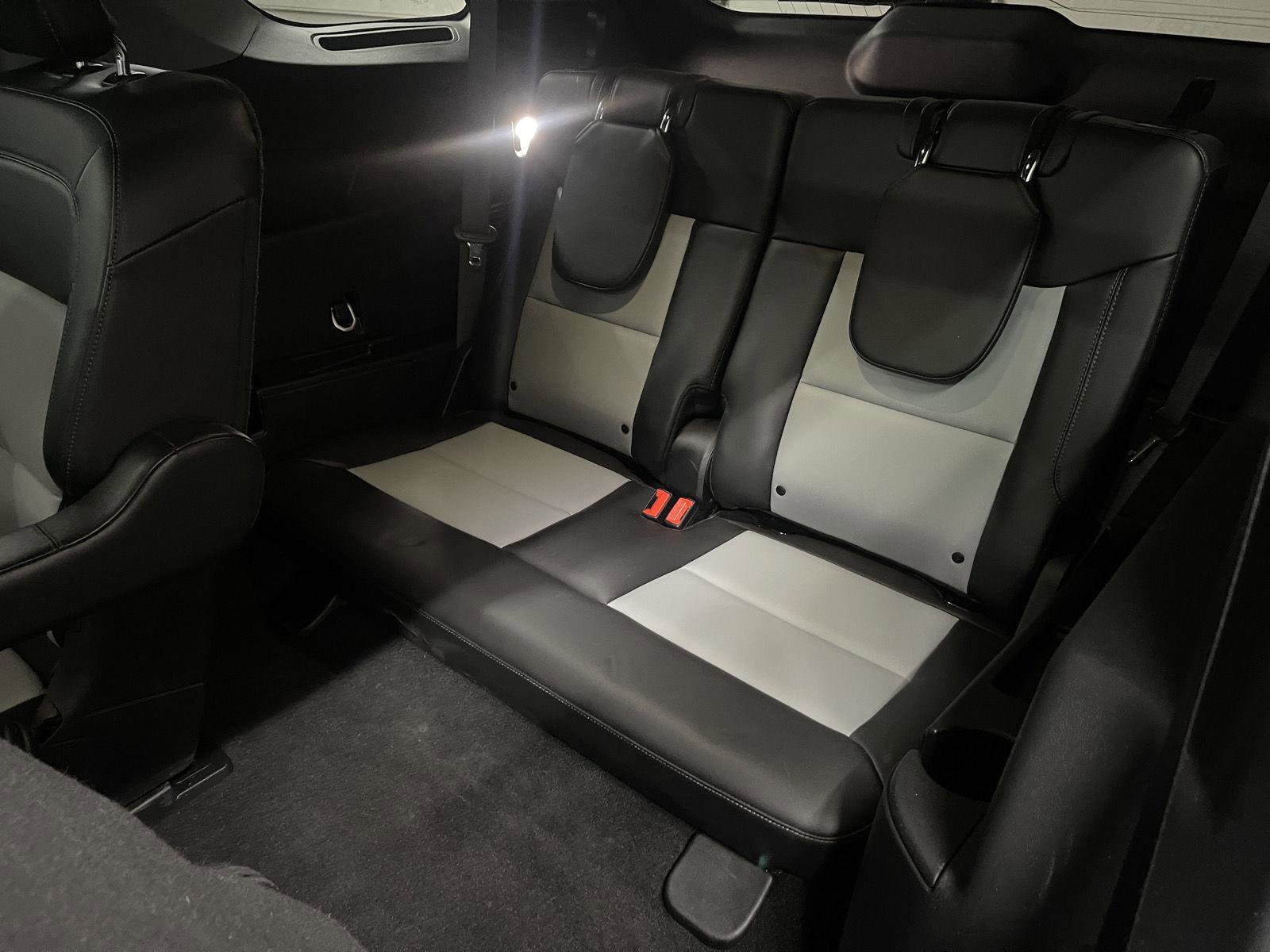 Used 2023 Ford Explorer XLT w/ Equipment Group 202A image 26