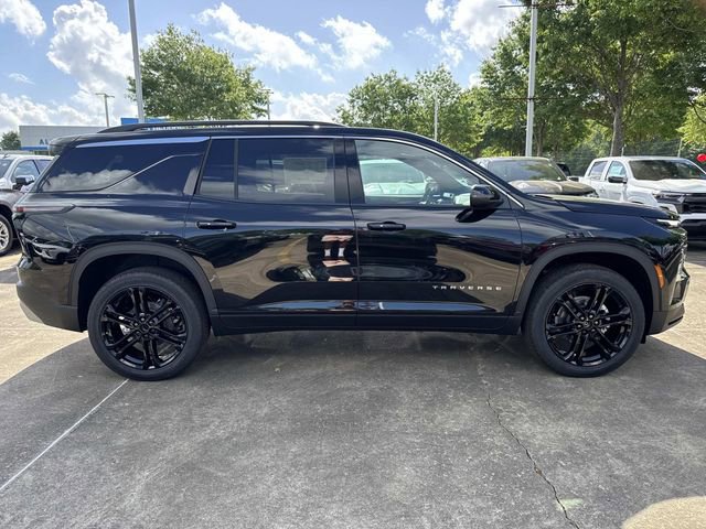 New 2026 Chevrolet Traverse LT w/ LPO, Floor Liner Package FWD image 8
