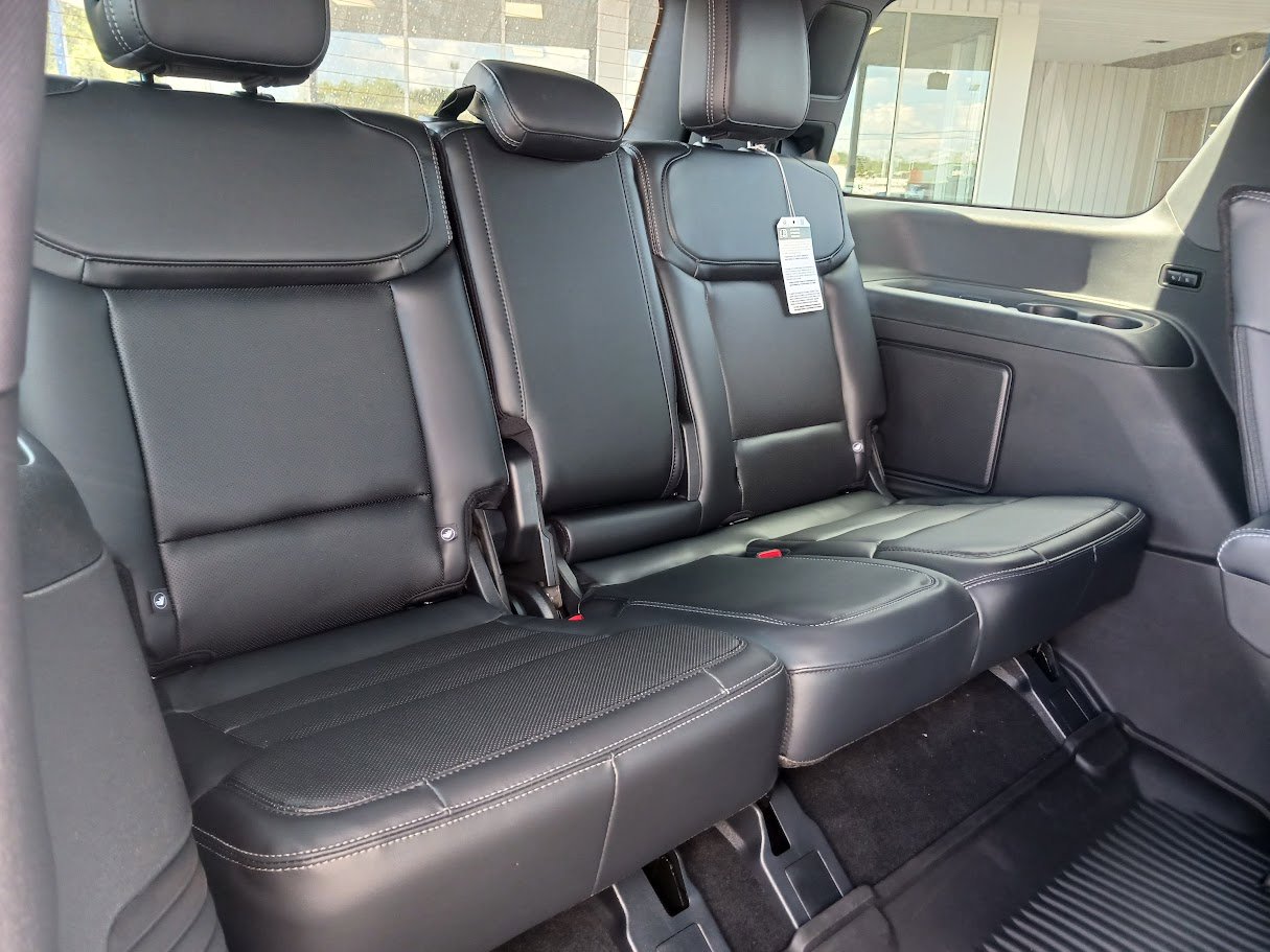 New 2025 Ford Expedition Platinum image 11