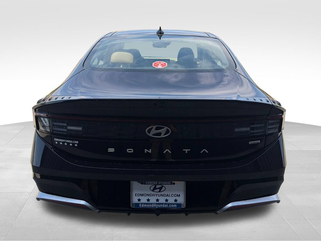 New 2026 Hyundai Sonata Limited FWD image 5