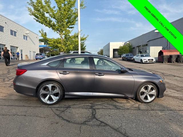 Used 2018 Honda Accord Touring image 8