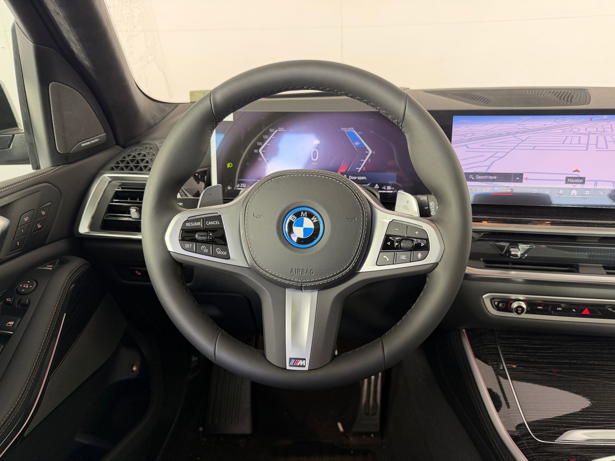 New 2026 BMW X5 xDrive50e w/ Executive Package image 15