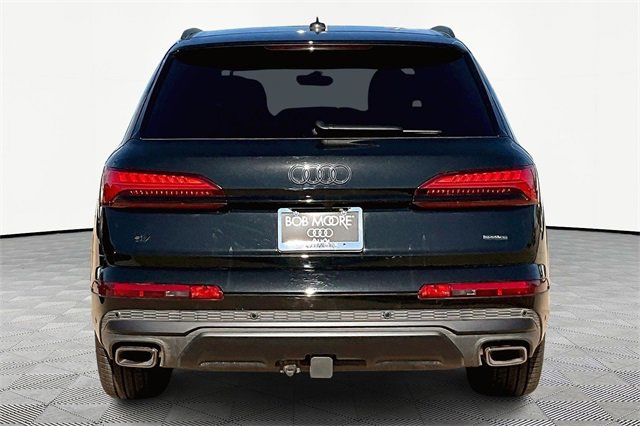 New 2025 Audi Q7 3.0T Prestige image 4