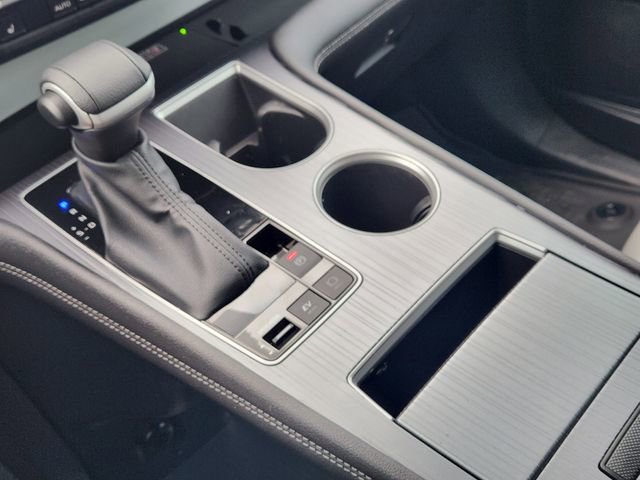 Used 2025 Toyota Sienna XLE image 18