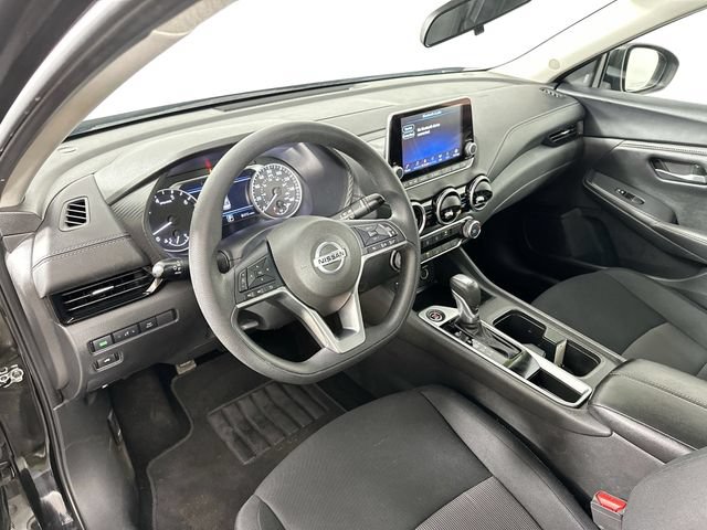 Used 2023 Nissan Sentra SV FWD image 3