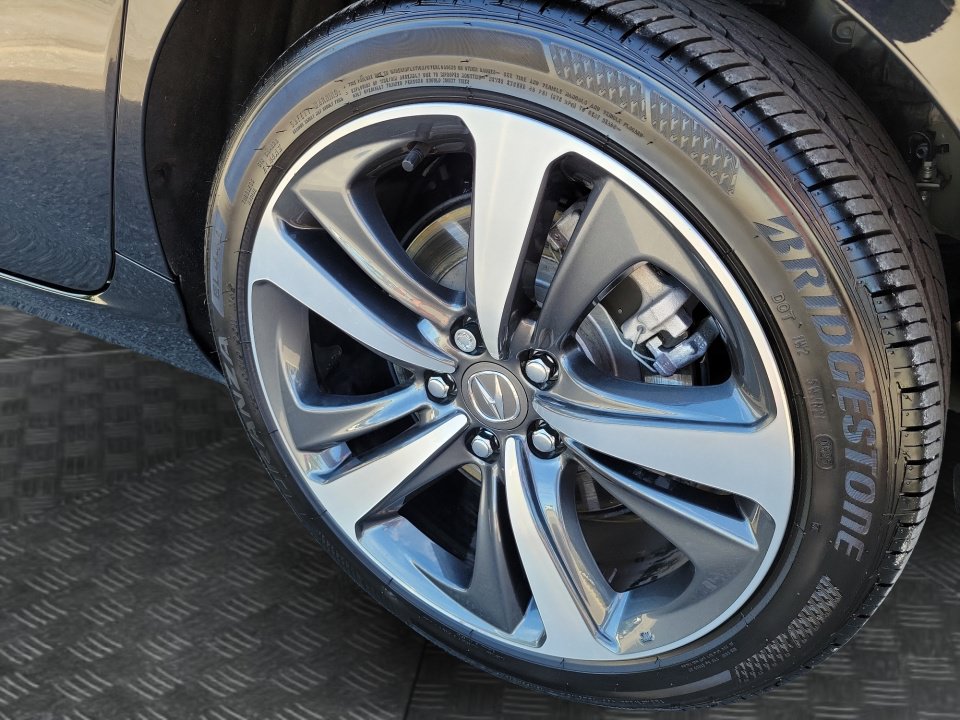 Certified 2025 Acura TLX w/ Technology Package FWD image 27