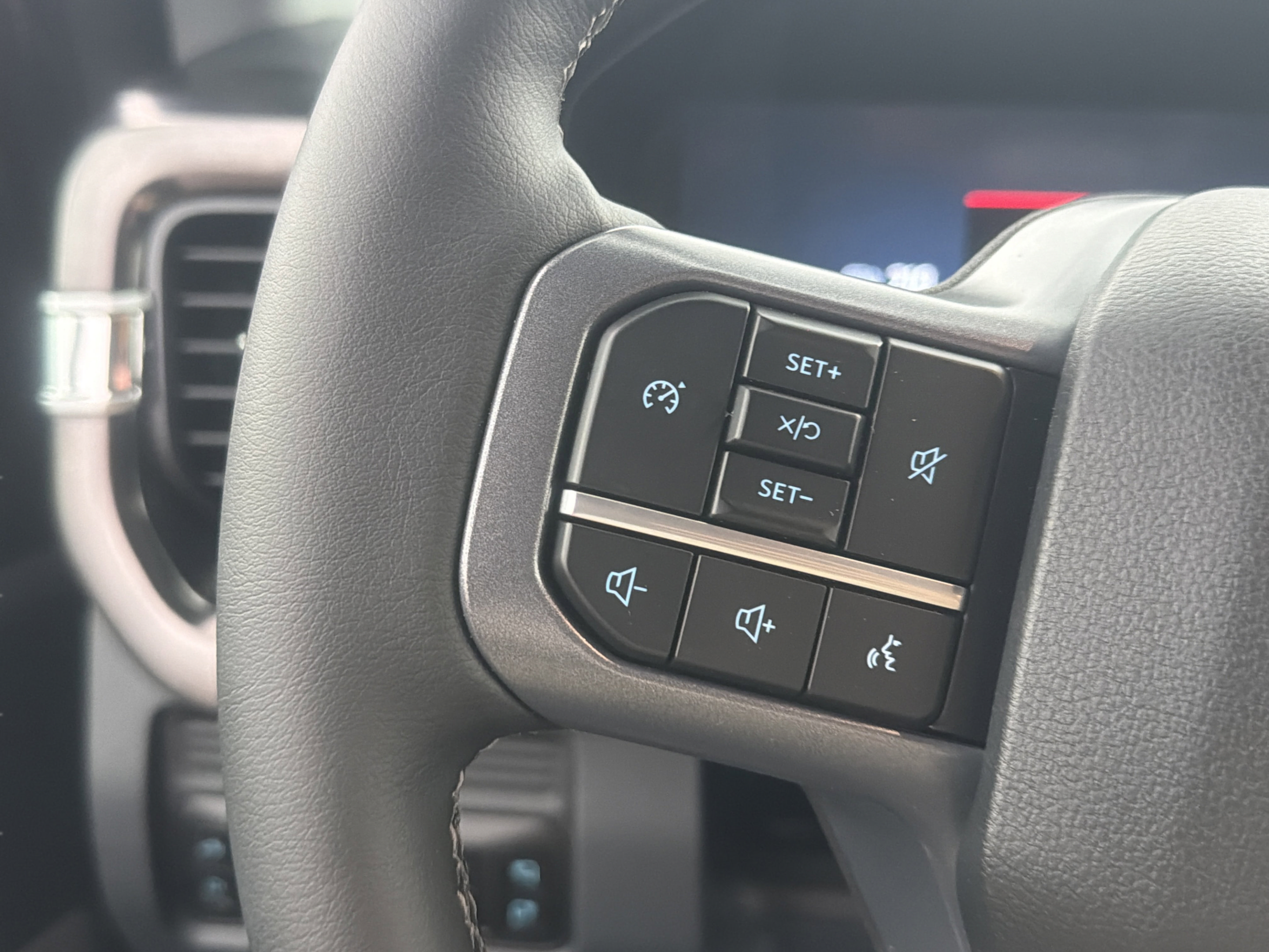 New 2026 Ford F350 Lariat AWD/4WD image 11