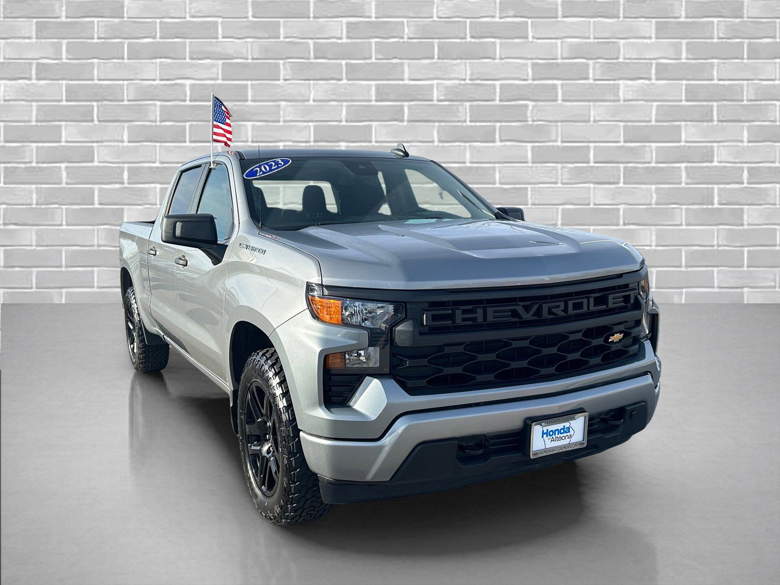 Used 2023 Chevrolet Silverado 1500 Custom image 7