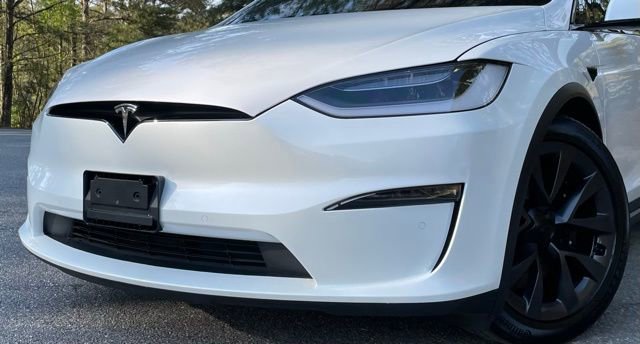 Used 2023 Tesla Model X image 4