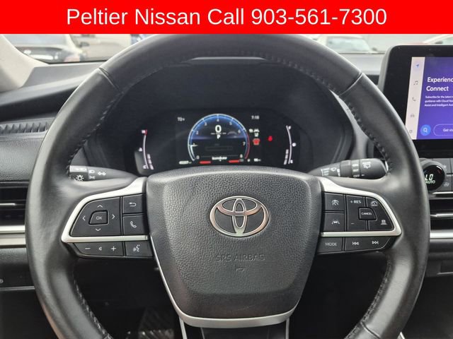 Used 2025 Toyota Grand Highlander AWD image 32