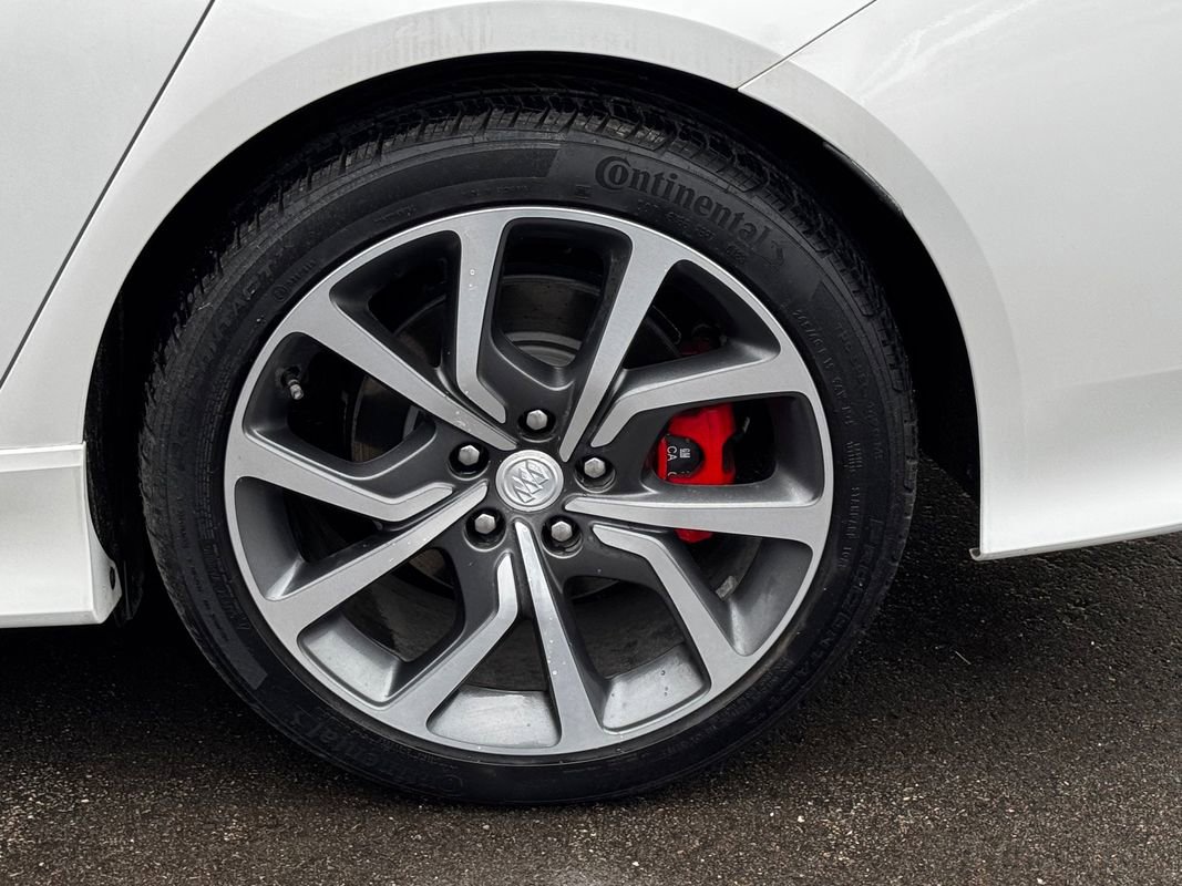 Used 2020 Buick Regal GS image 48