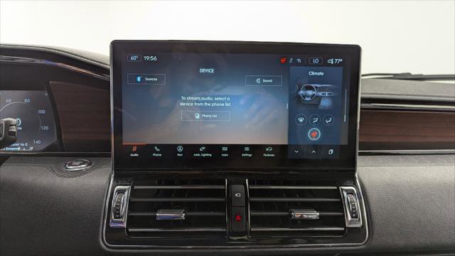 Used 2023 Lincoln Navigator 4WD image 29