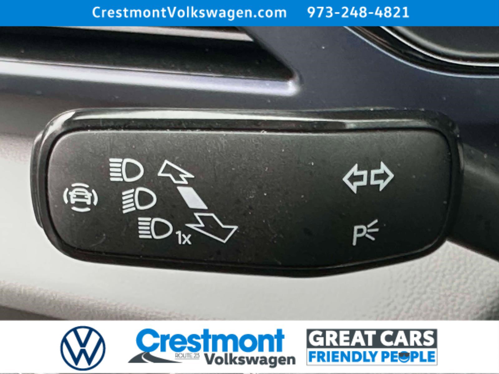 Used 2022 Volkswagen Taos SE w/ Panoramic Sunroof Package image 23