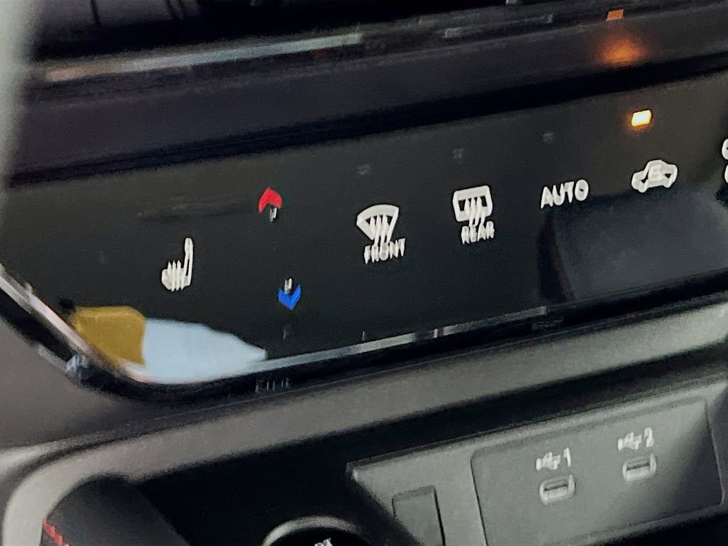 New 2026 Nissan Kicks SR AWD/4WD image 18