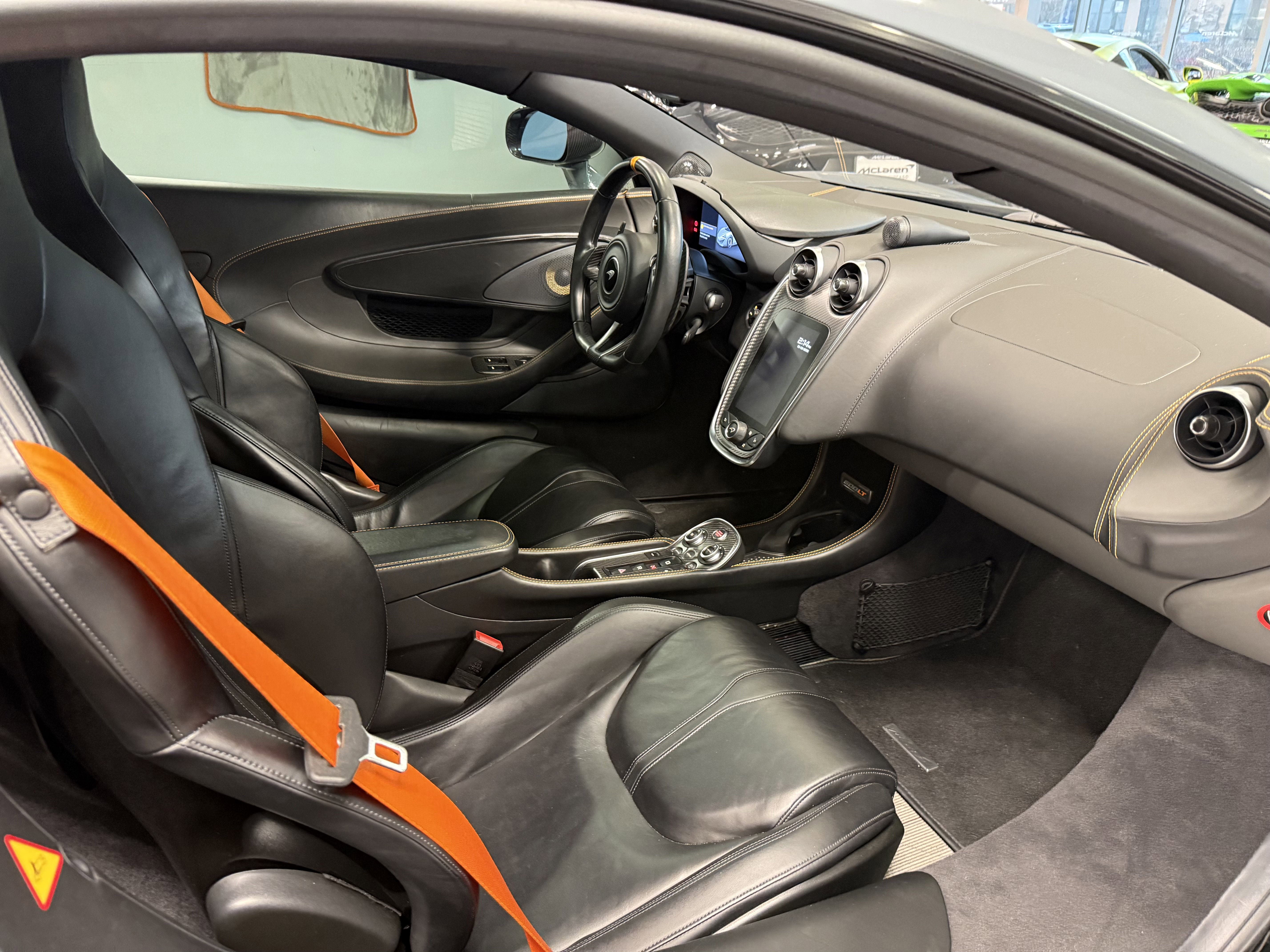 Used 2019 McLaren 600LT image 19