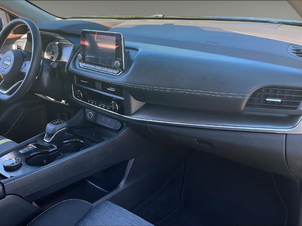 Used 2023 Nissan Rogue SV AWD/4WD image 14