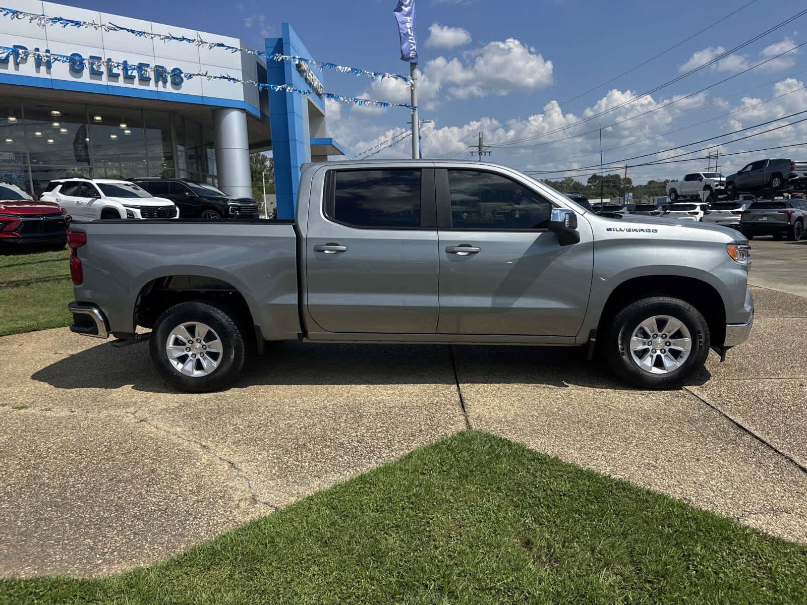 New 2026 Chevrolet Silverado 1500 LT w/ Safety Package RWD image 6