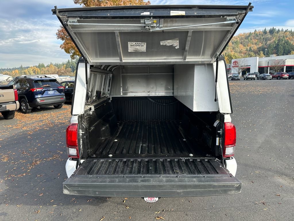 Used 2022 Toyota Tacoma SR5 image 11