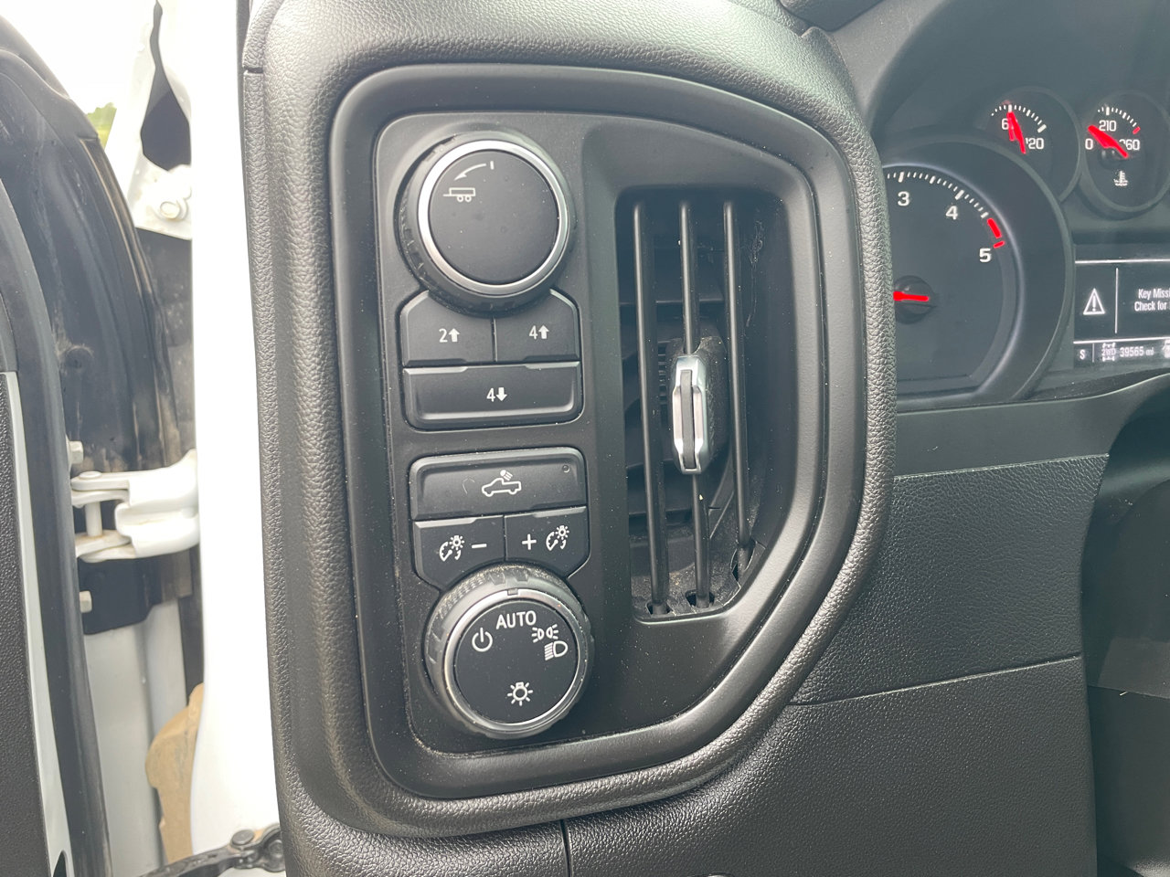 Used 2024 Chevrolet Silverado 3500 W/T w/ WT Fleet Convenience Package image 25