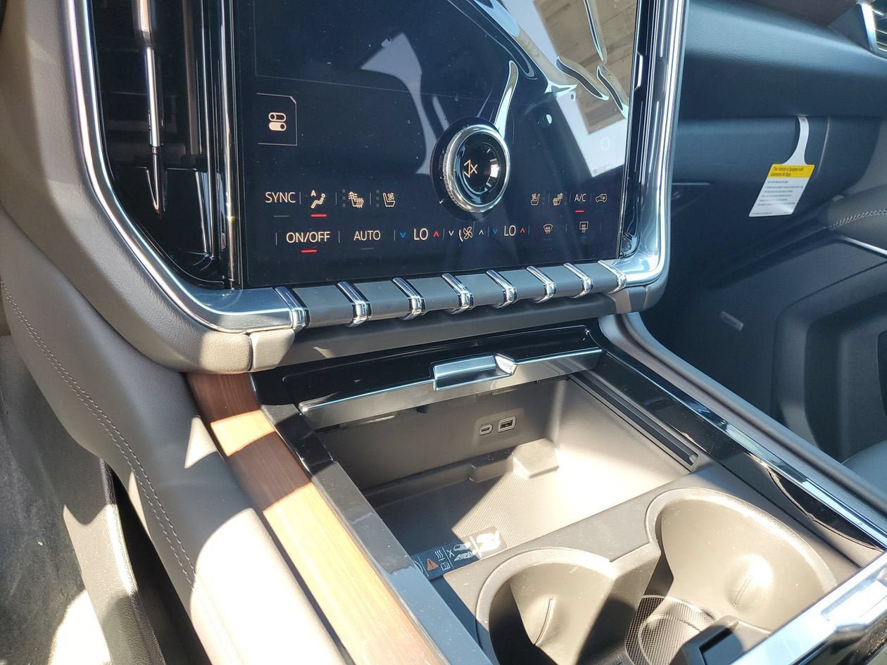 New 2026 GMC Yukon XL Denali RWD image 23
