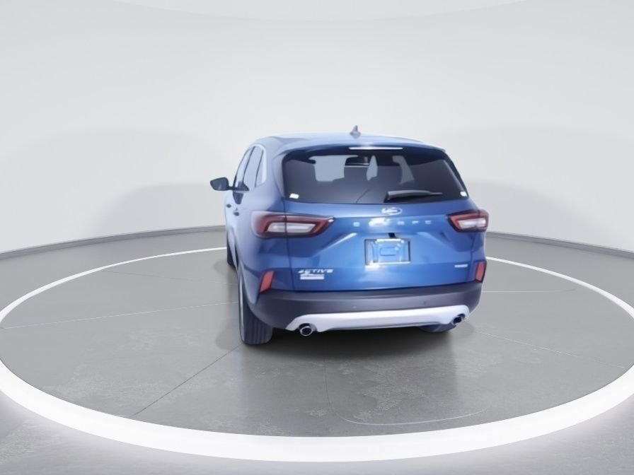 Used 2023 Ford Escape Active w/ Tech Pack #1 AWD/4WD image 7