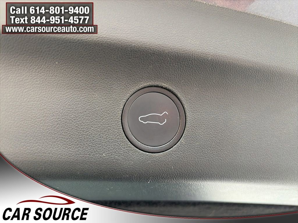 Used 2021 Tesla Model Y Long Range AWD/4WD image 8