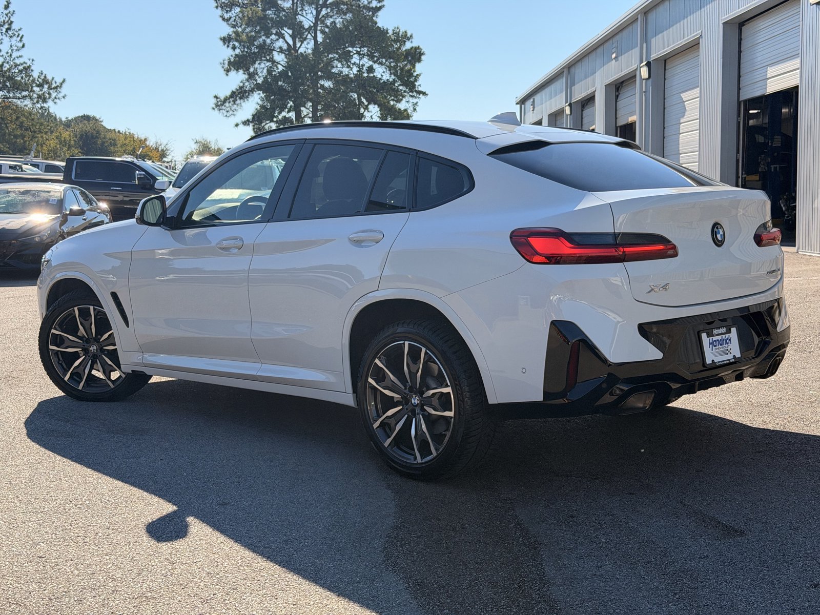 Used 2024 BMW X4 xDrive30i AWD/4WD image 10