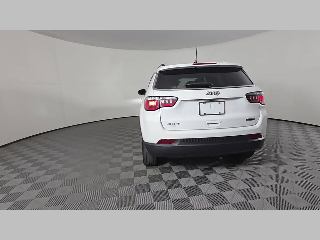 Used 2022 Jeep Compass Latitude AWD/4WD image 55