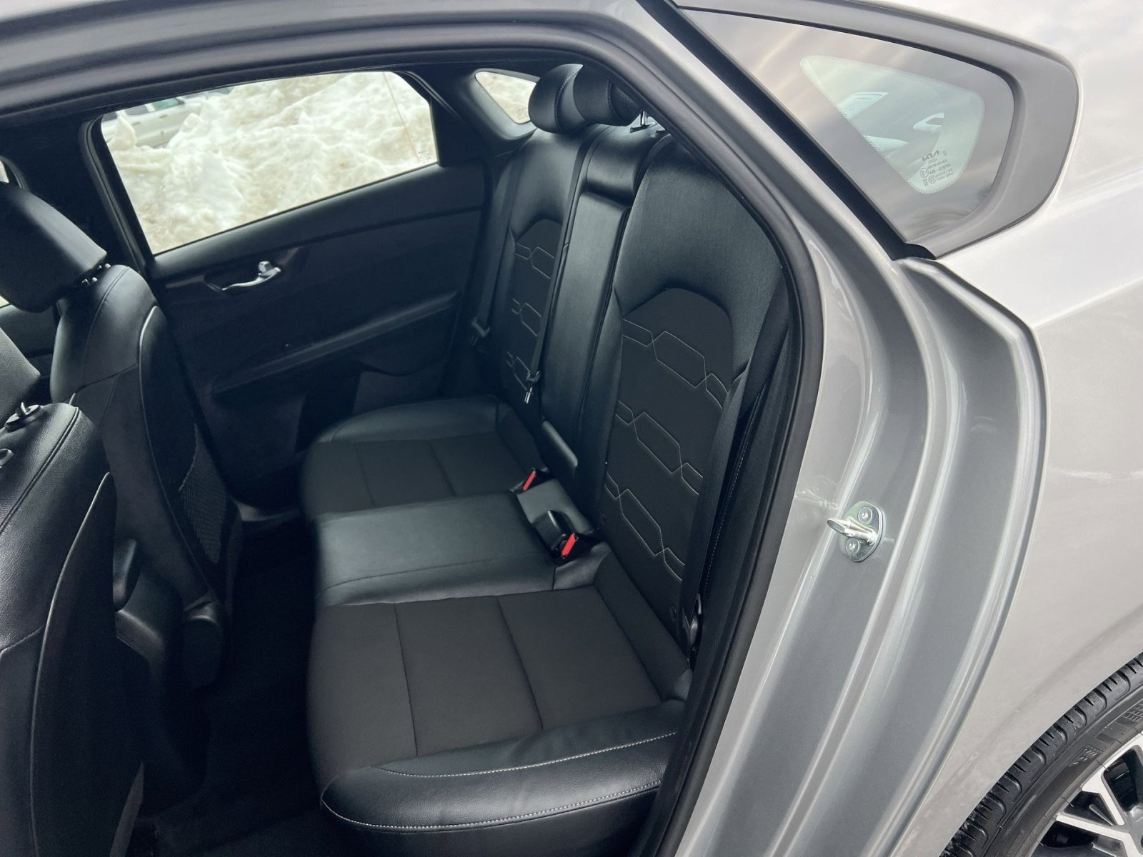 Used 2023 Kia Forte GT-Line w/ GT-Line Premium Package image 23