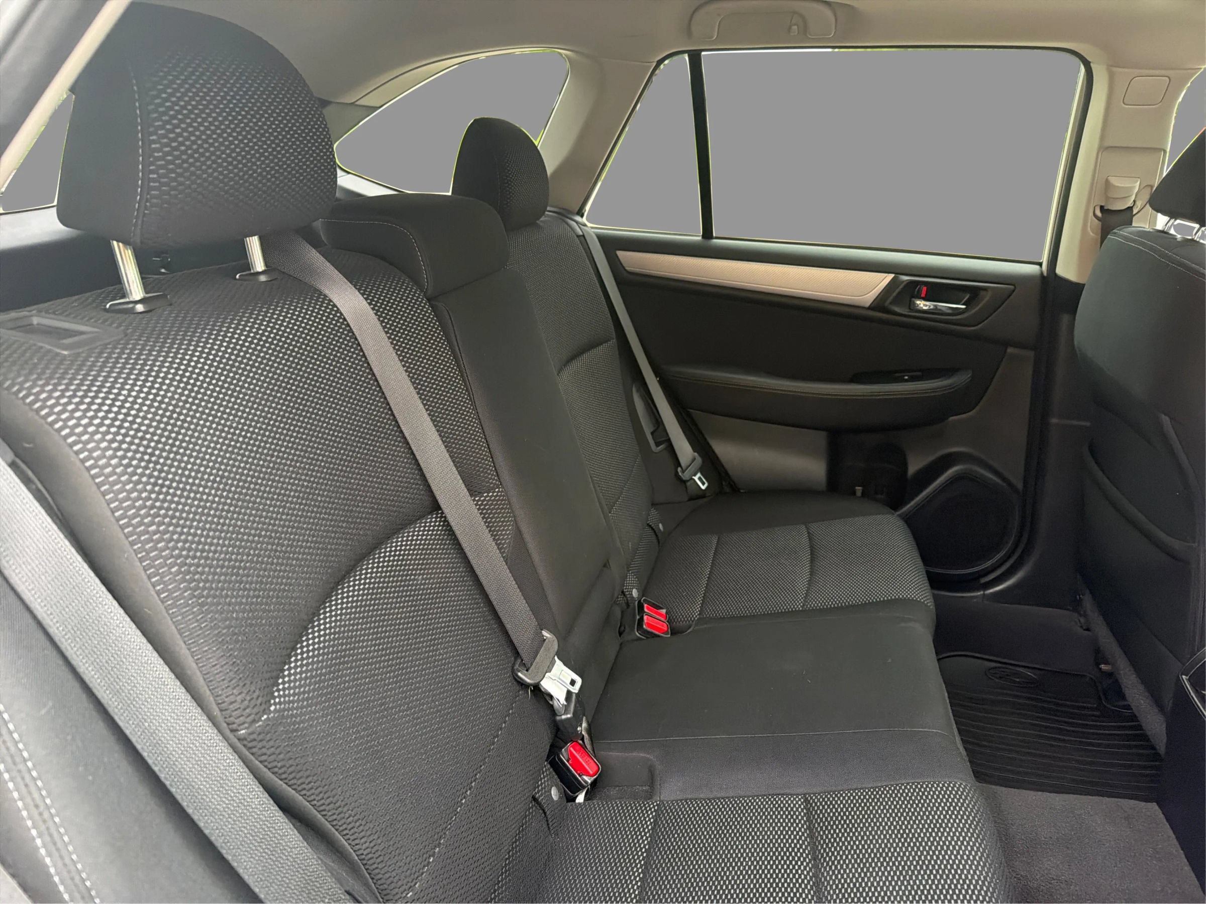 Used 2015 Subaru Outback 2.5i Premium AWD/4WD image 24