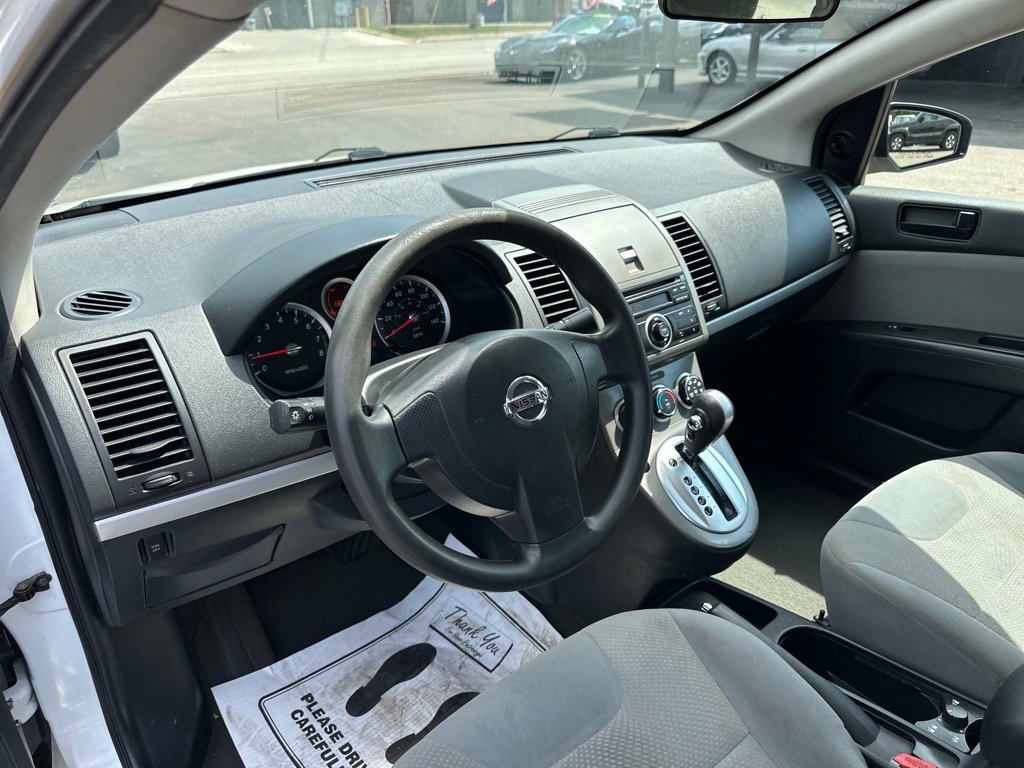 Used 2011 Nissan Sentra 2.0 image 8