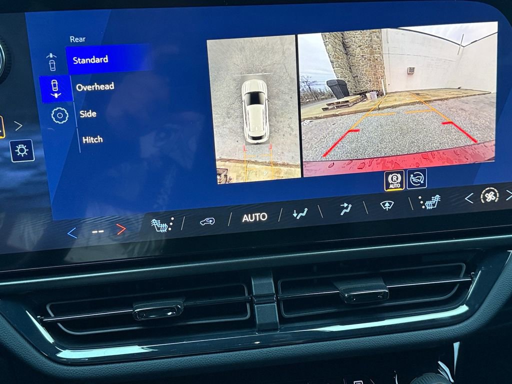 New 2026 Chevrolet Equinox EV RS image 19