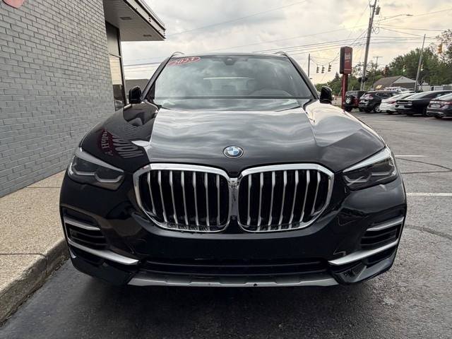 Used 2023 BMW X5 xDrive40i w/ Premium Package AWD/4WD image 3