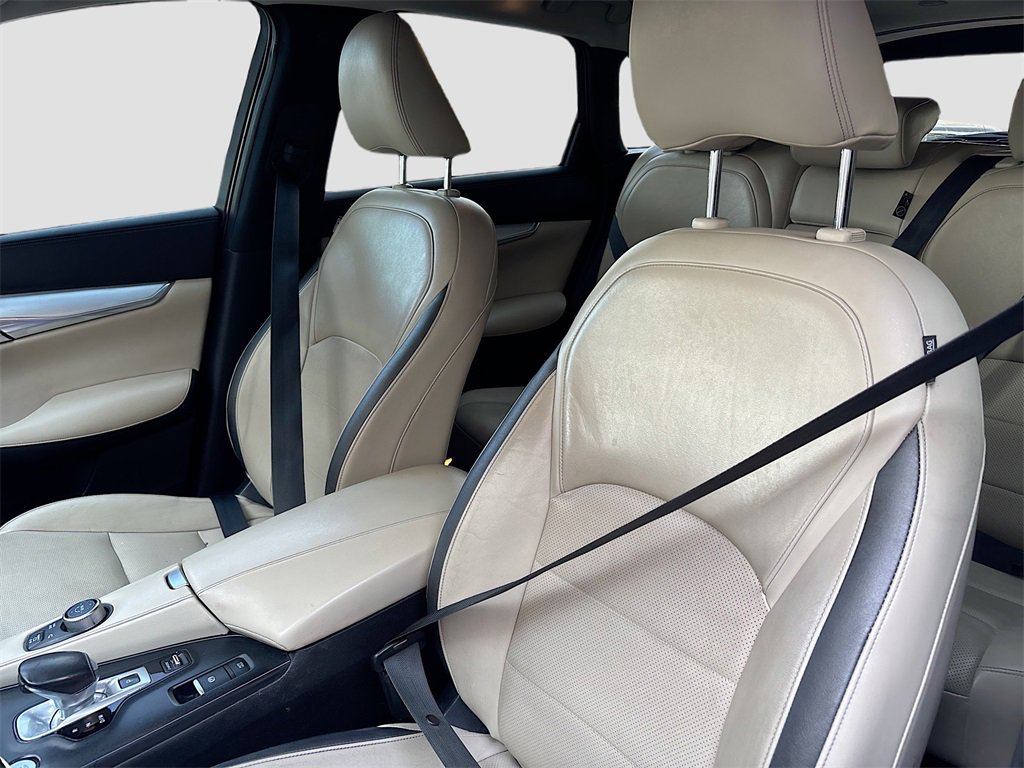 Used 2019 INFINITI QX50 Essential w/ Premium Audio Package image 20