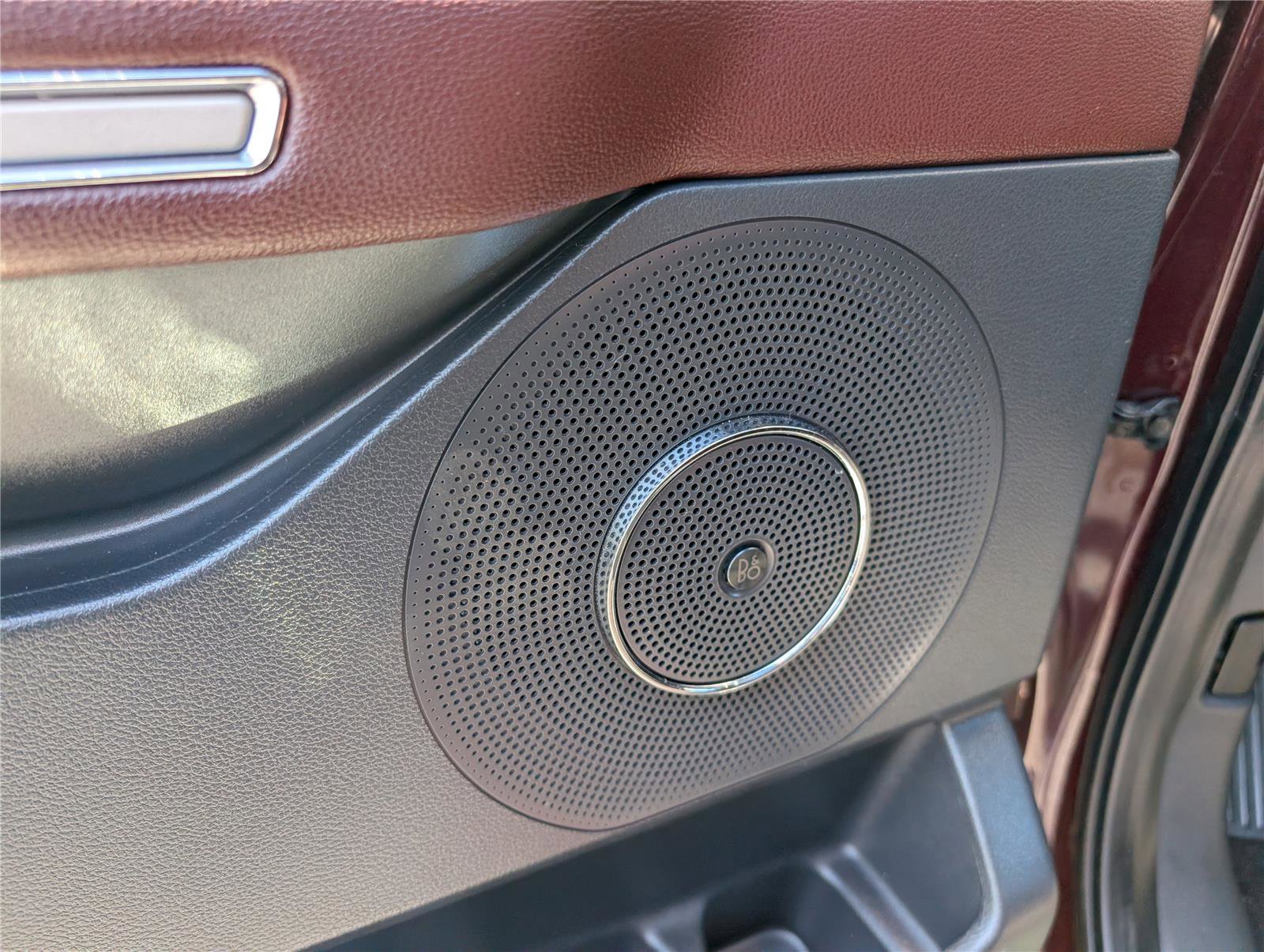 Used 2023 Ford Expedition Limited image 22